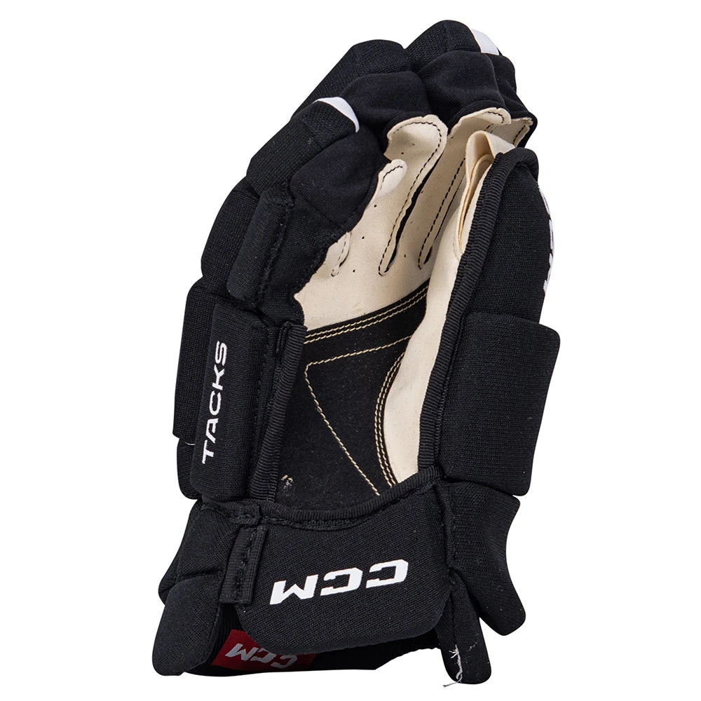 CCM Tacks Vector 2022 Junior Ice Hockey Gloves 7 CCM Tacks Vector 2022 Junior Ice Hockey Gloves - Image 5