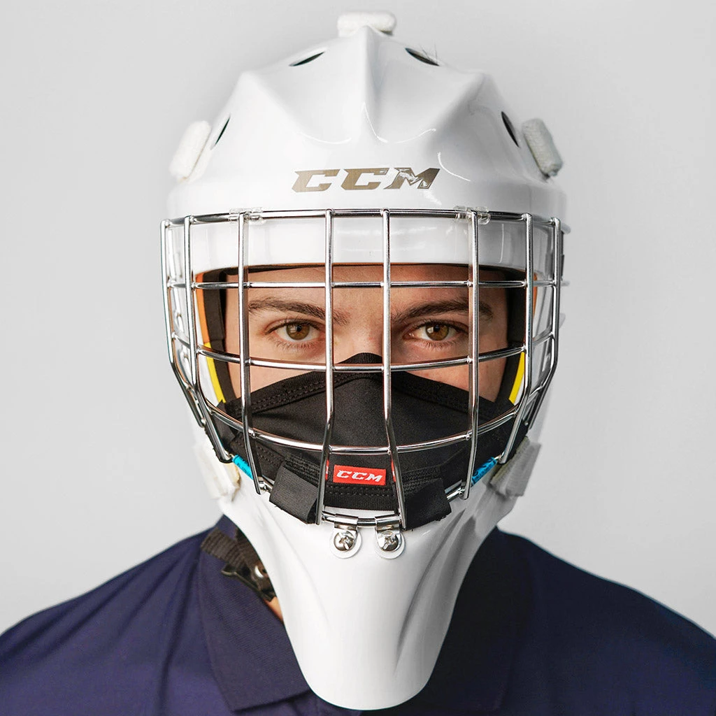 CCM Game On Goalie Face Mask 6 CCM Game On Goalie Face Mask - Image 4