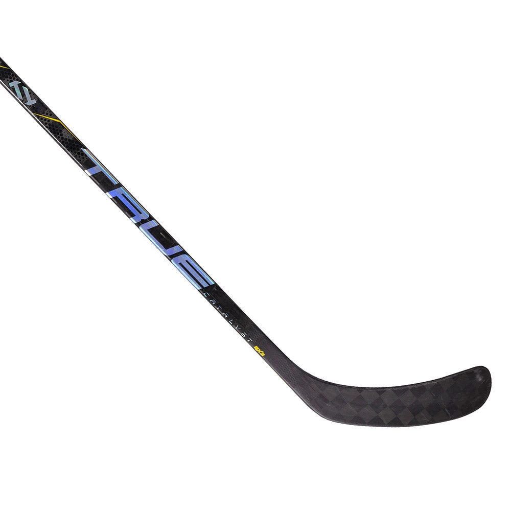 TRUE Catalyst 9X3 Intermediate Ice Hockey Stick 4 TRUE Catalyst 9X3 Intermediate Ice Hockey Stick - Image 2