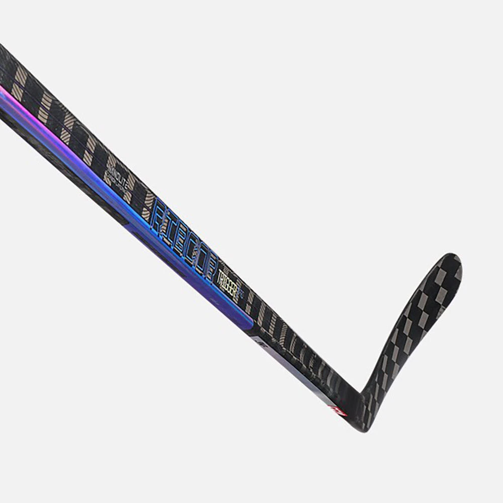 CCM Ribcor Trigger 7 Pro Senior Ice Hockey Stick 6 CCM Ribcor Trigger 7 Pro Senior Ice Hockey Stick - Image 4